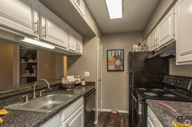 13099 Westella Drive, Houston, TX 77077 photo 3