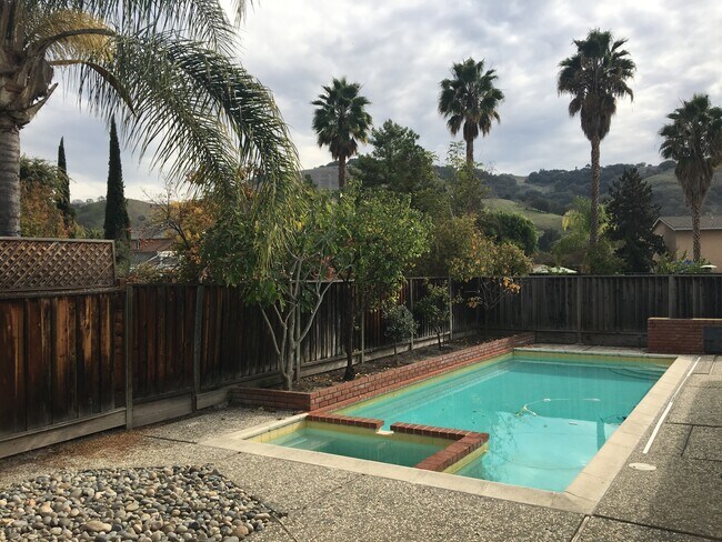 6302 Culvert Drive, San Jose, CA 95123 photo 2