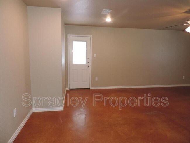 751 Laila Ln Belton, TX 76513 photo 5