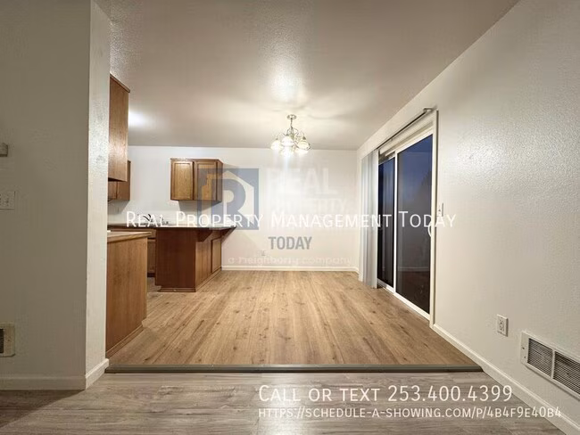 425 175th St S Spanaway, WA 98387 photo 5