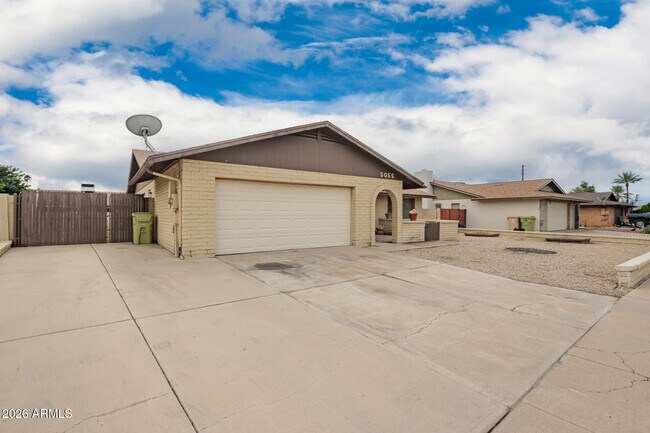 5055 W Vogel Ave Glendale, AZ 85302 photo 3