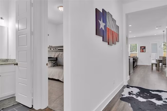 1838 Life Ave Dallas, TX 75212 photo 5