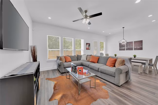 1838 Life Ave Dallas, TX 75212 photo 3