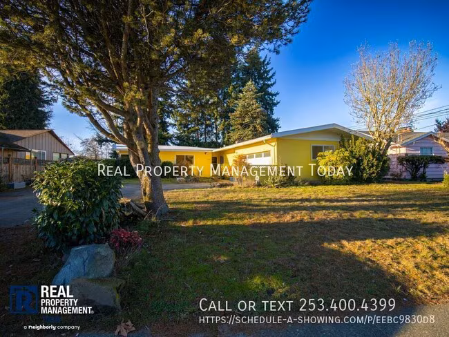 1748 N Narrows Dr Tacoma, WA 98406 photo 3