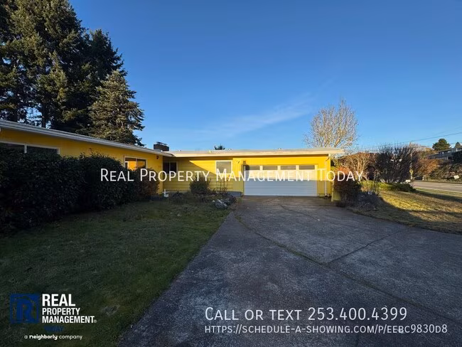 1748 N Narrows Dr Tacoma, WA 98406 photo 2
