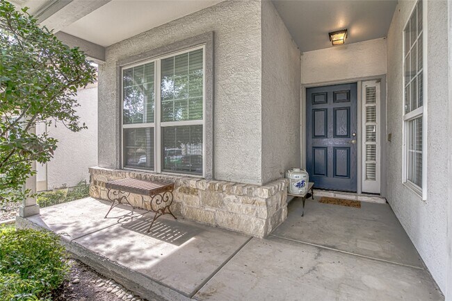 221 Winter Dr Georgetown, TX 78633 photo 5
