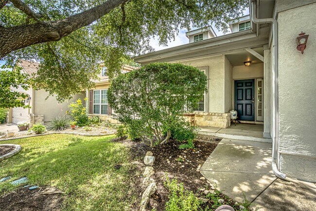 221 Winter Dr Georgetown, TX 78633 photo 4