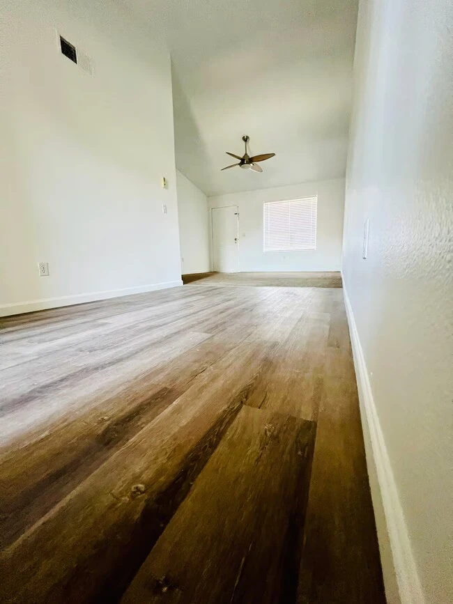 461 W Holmes Ave Mesa, AZ 85210 photo 3