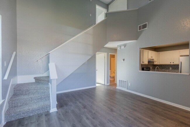 317-319 Rawhide Loop Round Rock, TX 78681 photo 4