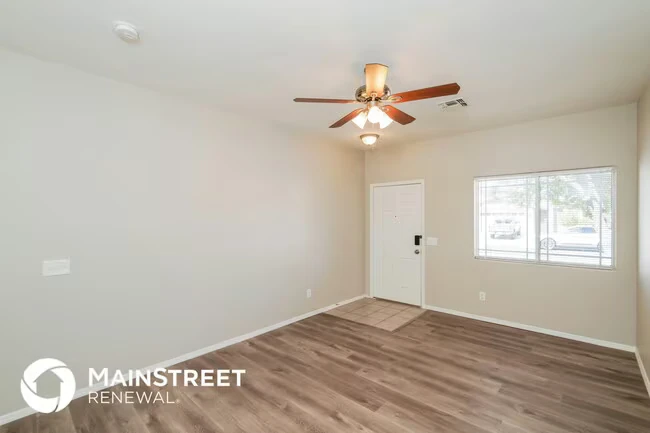 13137 W Calavar Rd Surprise, AZ 85379 photo 5