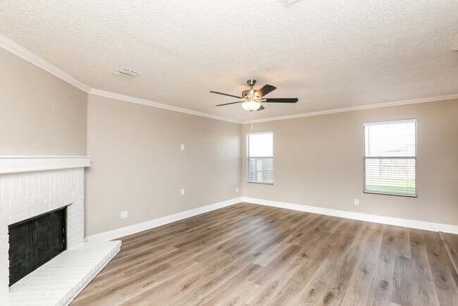 4308 Meadowknoll Drive, Fort Worth, TX 76123 photo 5