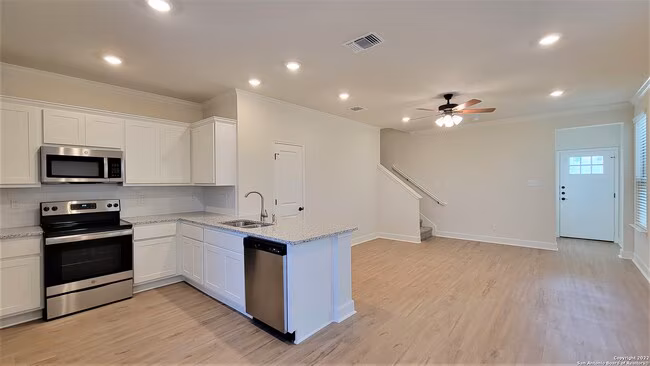 7510 Astro Fld San Antonio, TX 78253 photo 3