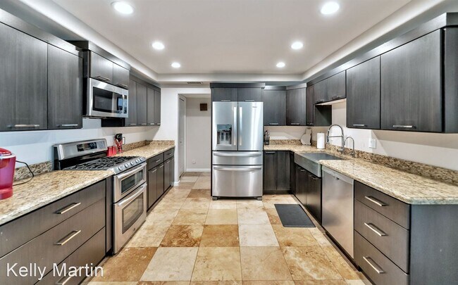 7740 E Camelback Rd Scottsdale, AZ 85251 photo 5