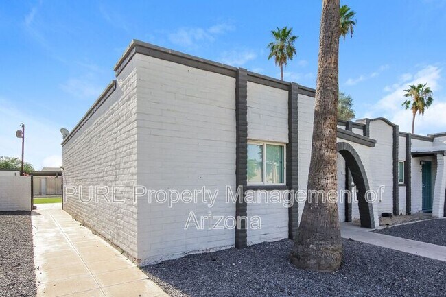 6801 N 17th Ave Phoenix, AZ 85015 photo 4