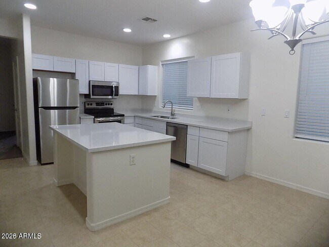 41298 W Park Hill Dr Maricopa, AZ 85138 photo 2