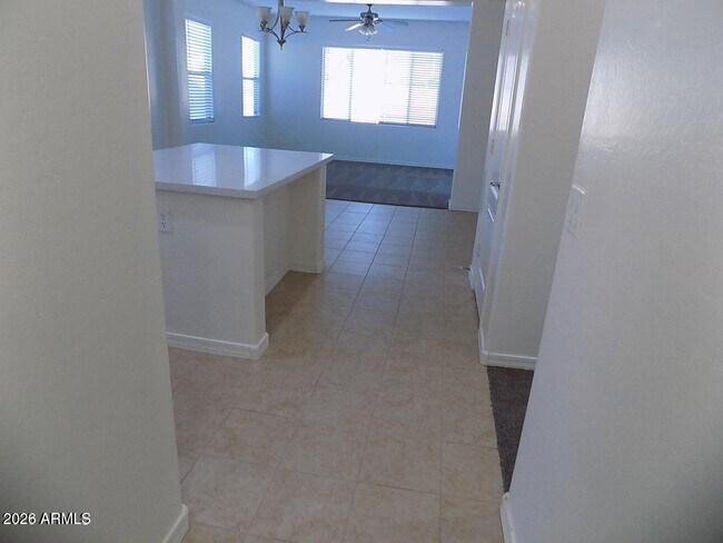 41298 W Park Hill Dr Maricopa, AZ 85138 photo 5