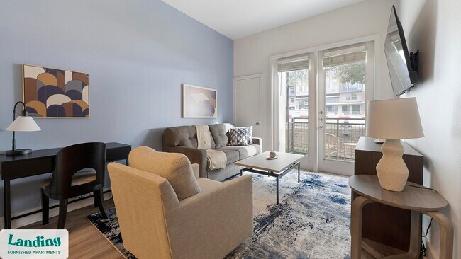 810 W St Johns Ave Austin, TX 78752 photo 2