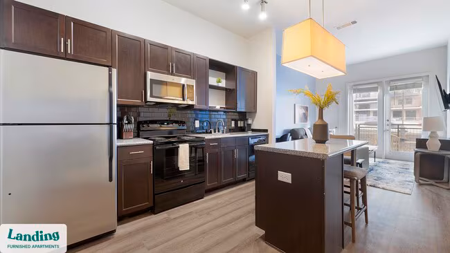 810 W St Johns Ave Austin, TX 78752 photo 4