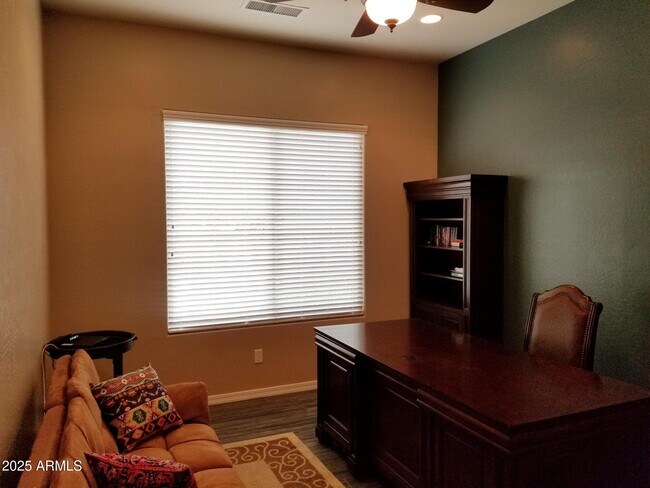 26824 W Potter Dr Buckeye, AZ 85396 photo 4