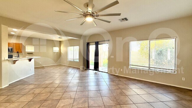 9012 W Hess St Tolleson, AZ 85353 photo 3