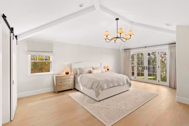 210 Estrella St Solana Beach, CA 92075 photo 5