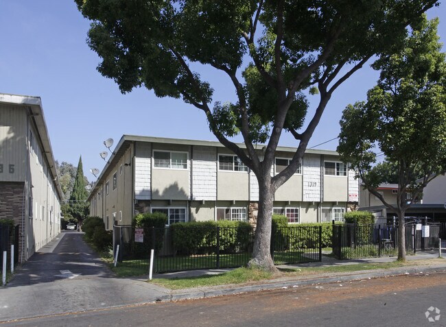142 - Green Villa South photo 2