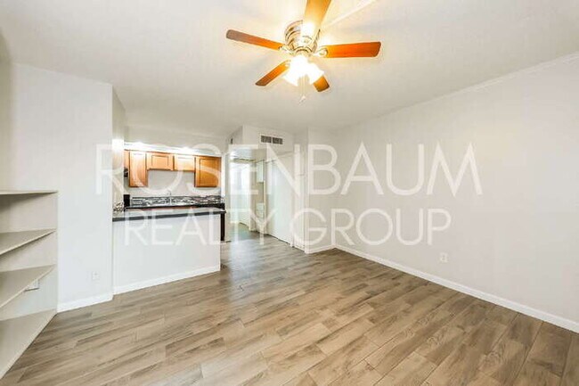 6320 N 16th St Phoenix, AZ 85016 photo 5
