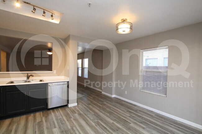 8946 E Yucca St Scottsdale, AZ 85260 photo 3