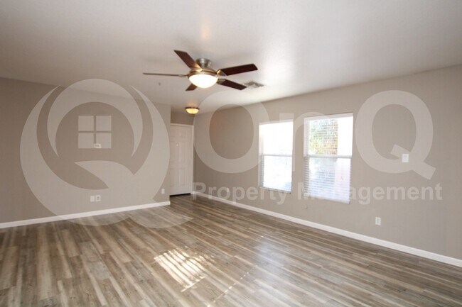 8946 E Yucca St Scottsdale, AZ 85260 photo 5
