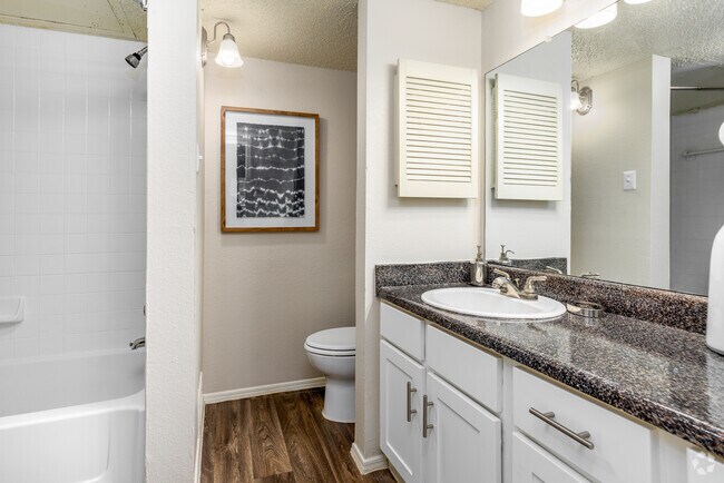Slate Dallas photo 4