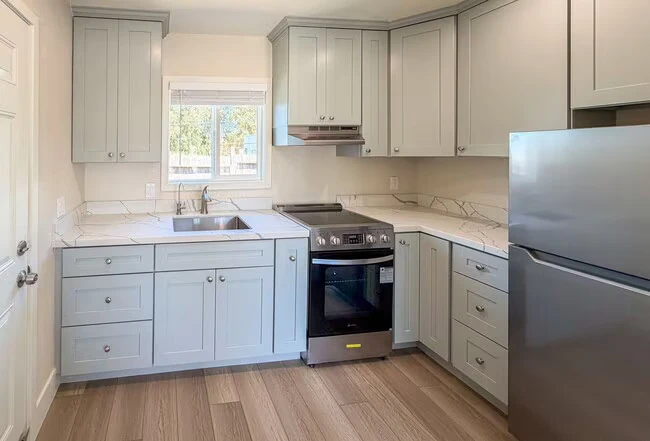 4918 Jensen Rd Castro Valley, CA 94552 photo 3