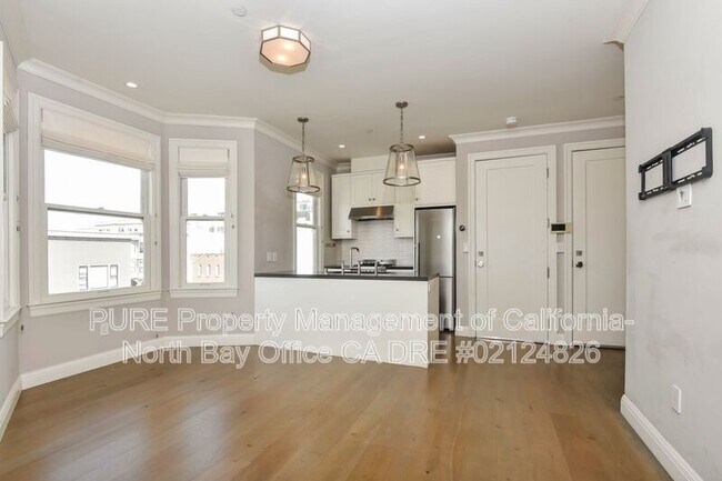 615-617 Greenwich St San Francisco, CA 94133 photo 5