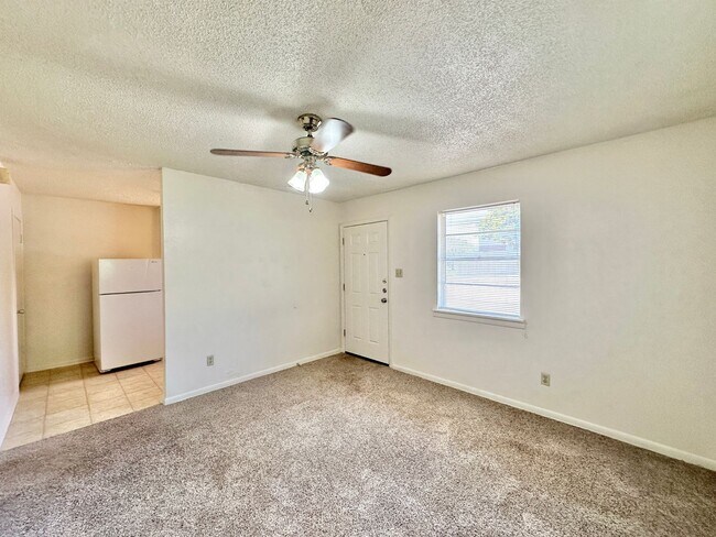 403 Robertson Ave Copperas Cove, TX 76522 photo 4