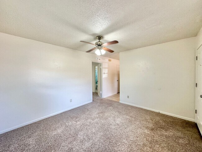 403 Robertson Ave Copperas Cove, TX 76522 photo 2