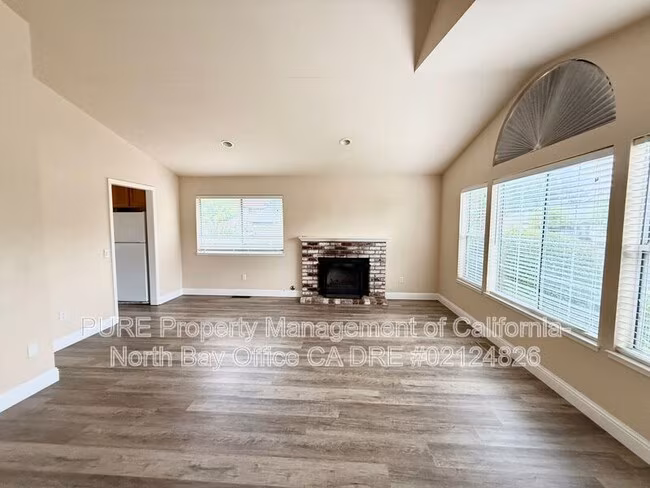 8878 Lebec Ln Cotati, CA 94931 photo 4