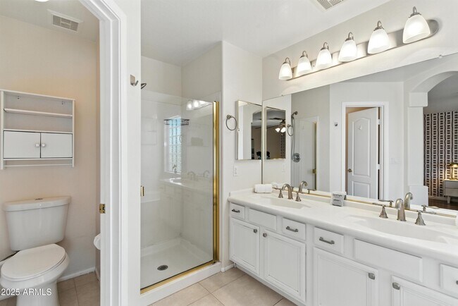 8083 E Michelle Dr Scottsdale, AZ 85255 photo 3
