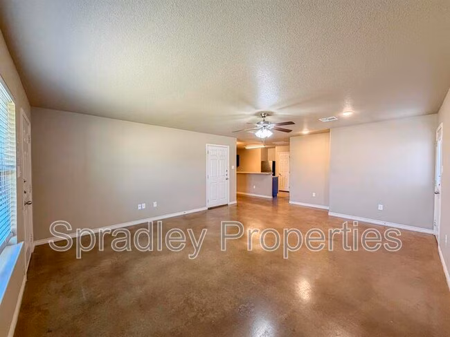 1538 Brady Way Belton, TX 76513 photo 2