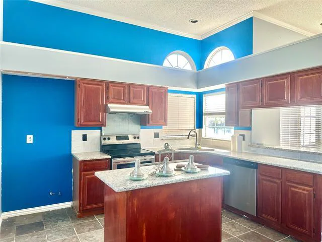 1214 Wagon Wheel Road, Garland, TX 75040 photo 5