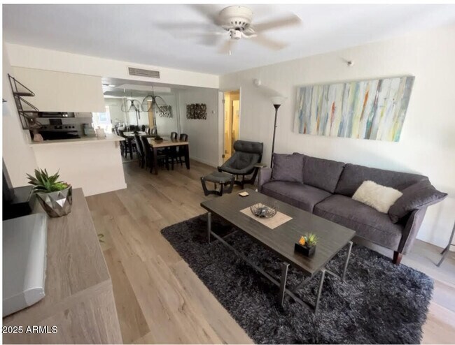 4554 E Paradise Village Pkwy N Phoenix, AZ 85032 photo 2