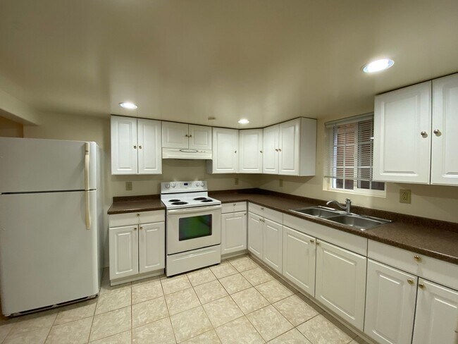 Washington House photo 2