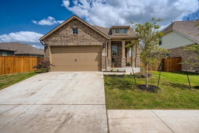 231 Spinnaker Loop Kyle, TX 78640 photo 3