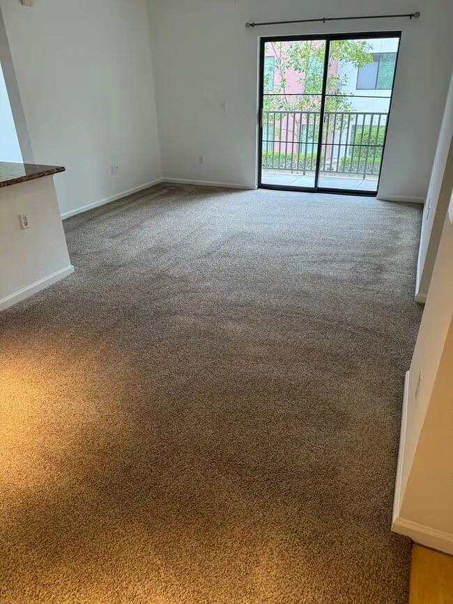 1060 S Third St San Jose, CA 95112 photo 3