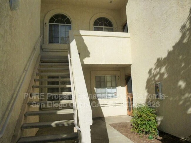 1050 La Tortuga Dr Vista, CA 92081 photo 2