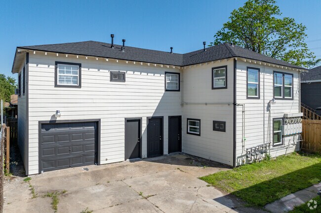 Norwood Street Apartments photo 3