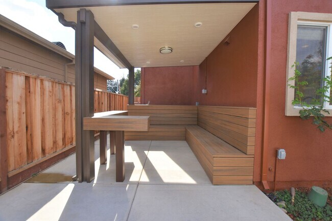 118 Smith Ranch Ct Los Gatos, CA 95032 photo 5