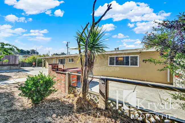 1114 Coronel Ave Vallejo, CA 94591 photo 4