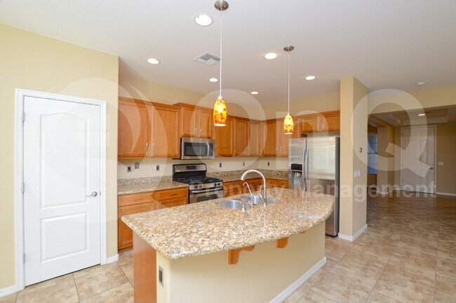3250 South Holguin Way, Chandler, AZ 85248 photo 4