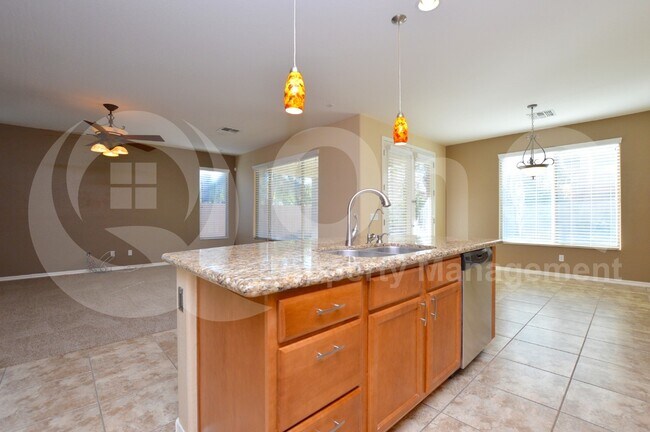 3250 South Holguin Way, Chandler, AZ 85248 photo 5