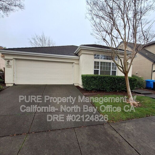 1887 Mallard Ln Petaluma, CA 94954 photo 2