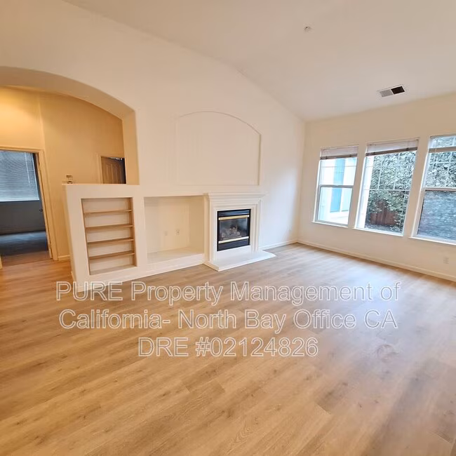 1887 Mallard Ln Petaluma, CA 94954 photo 5